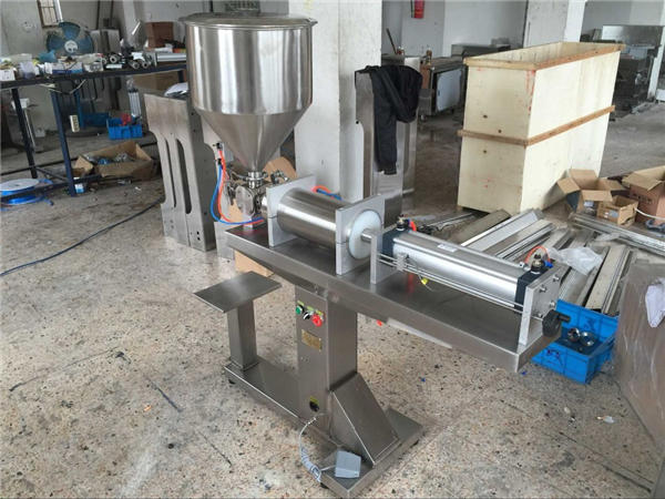 Halvautomatisk honningfyldemaskine med én hoved