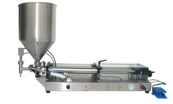 Semi automatisk ketchup-fyldemaskine